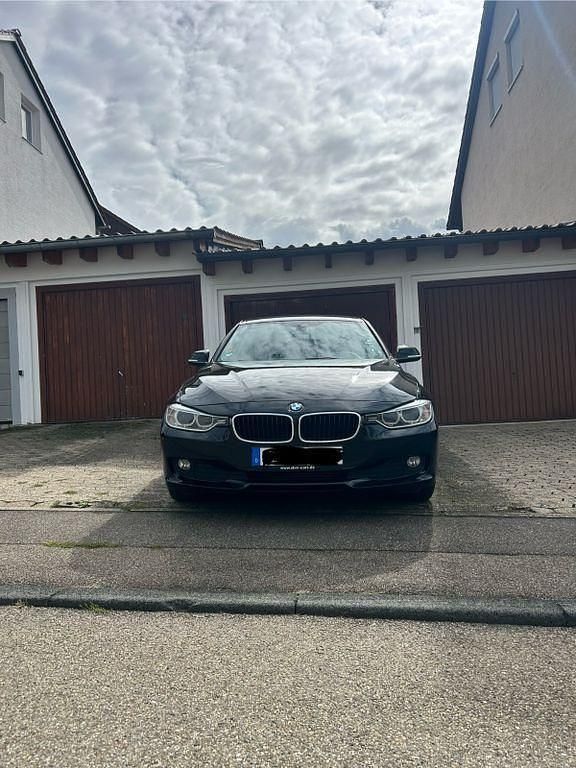 Schwarz Gebraucht 2014 BMW 316 Limousine | 9.500 € (Fairer Preis) - Bild 1/4