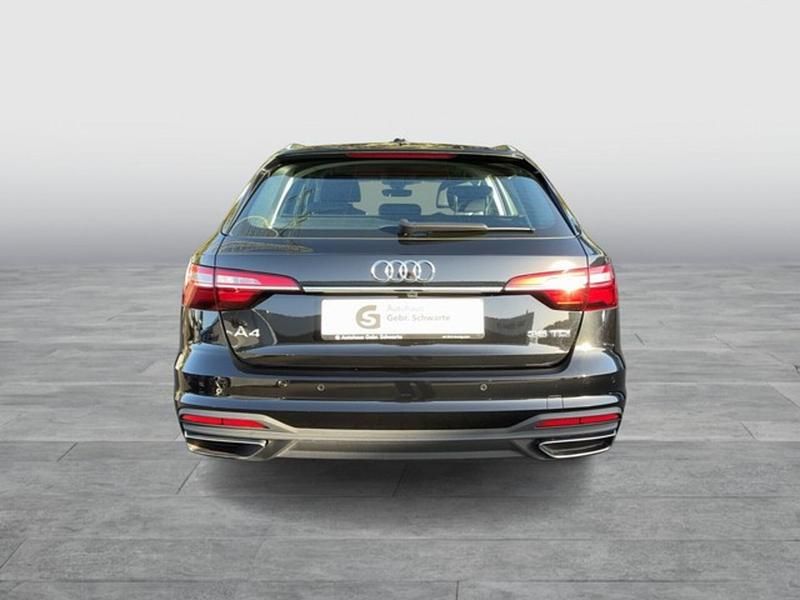 Gebraucht Audi A4 163 PS (119 kW) 2023 Schwarz Kombi