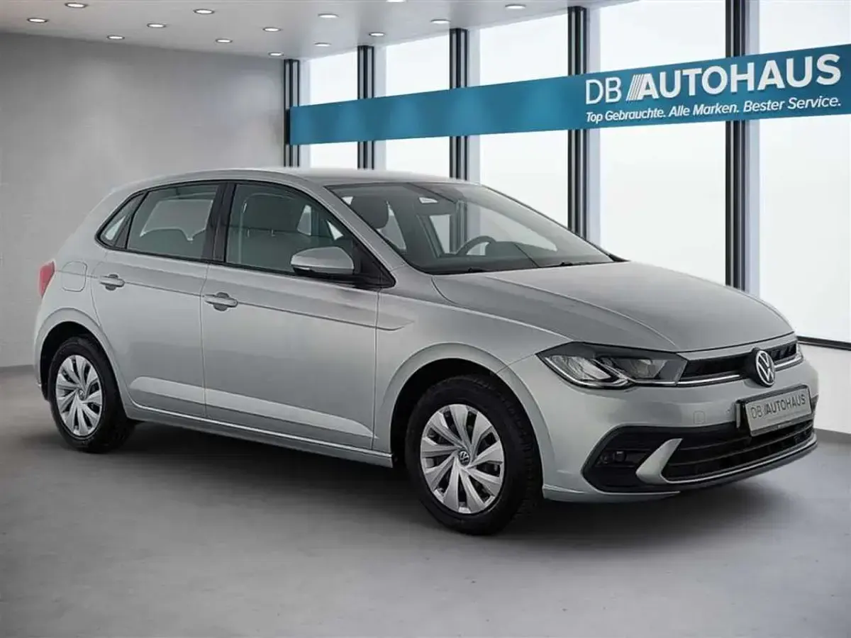Gebraucht VW Polo Life 95 PS (69 kW) 2024 Silber Kleinwagen