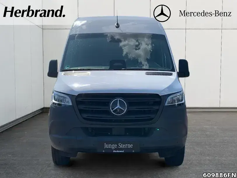 Gebraucht Mercedes E-Sprinter 80 kW (110 PS) 2025 Weiss Van