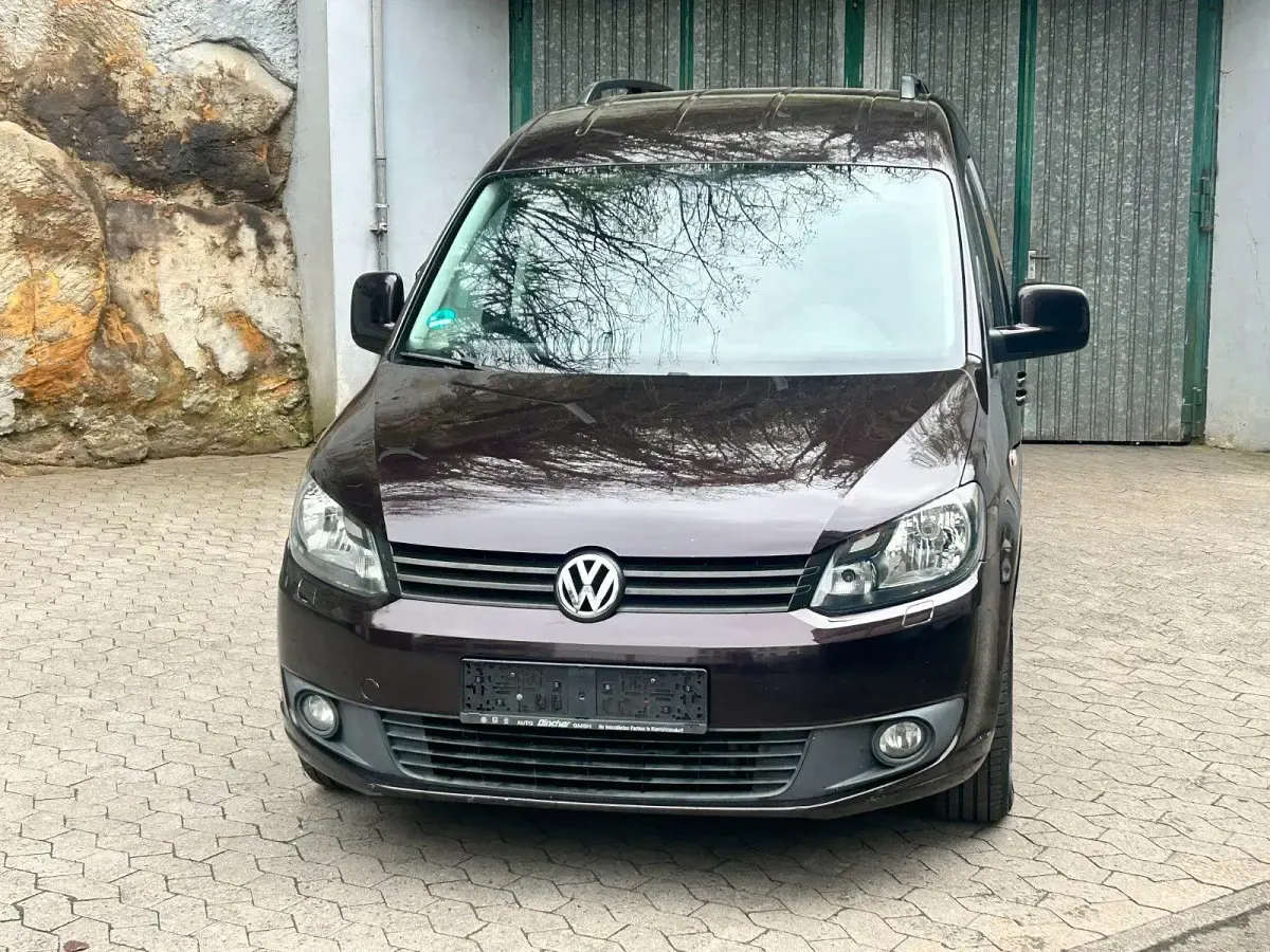 Gebraucht VW Caddy 102 PS (75 kW) 2014 Violet Van / Kleinbus