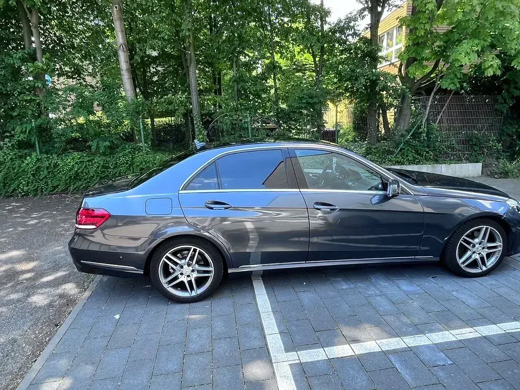 Gebraucht Mercedes E250 Elegance 204 PS (150 kW) 2014 Limousine