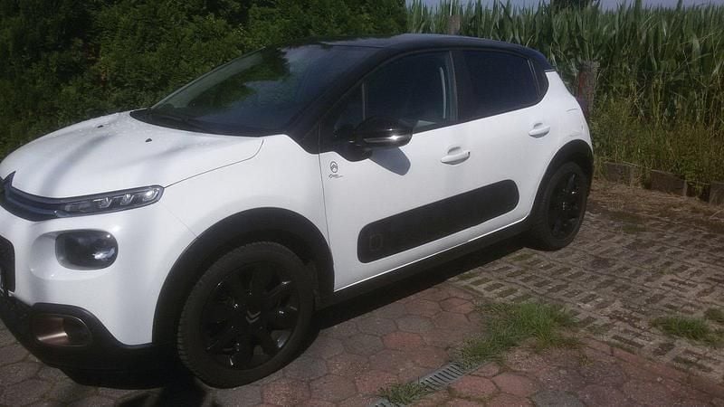 Weiß Gebraucht 2019 Citroën C3 Origins Kleinwagen | 11.900 € (Etwas zu teuer) - Bild 1/4