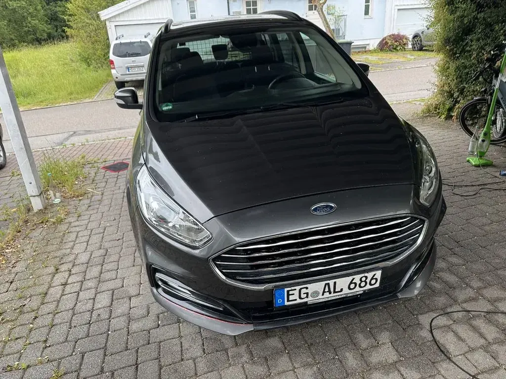 Gebraucht Ford Galaxy Trend 150 PS (110 kW) 2020 Grau Van / Kleinbus