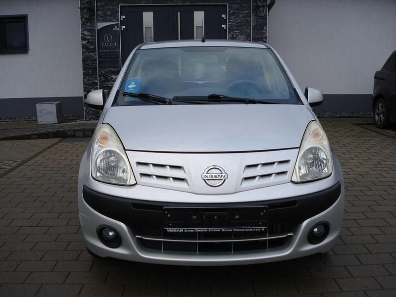 Gebraucht Nissan Pixo Acenta 68 PS (50 kW) 2011 Silber Kleinwagen