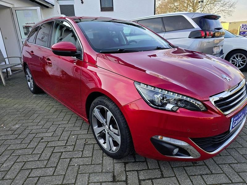 Gebraucht Peugeot 308 SW Allure 150 PS (110 kW) 2016 Rot Kombi