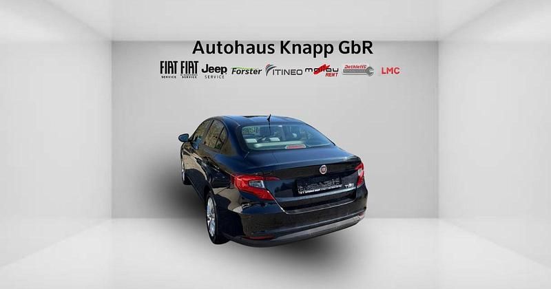 Gebraucht Fiat Tipo Pop 95 PS (69 kW) 2017 Colore esterno (new nero (vr718/b)) Limousine