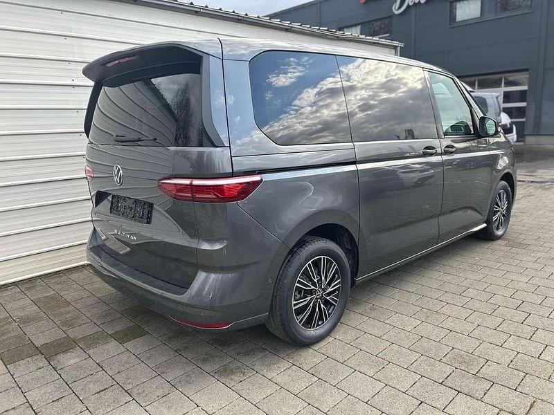 Nowe VW Multivan Business 150 KM (110 kW) 2026 Szary Minivan