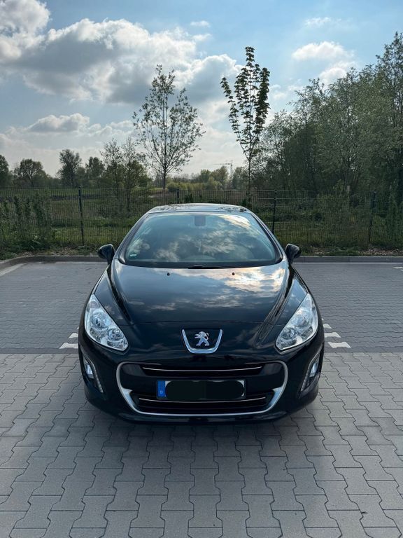 Schwarz Gebraucht 2012 Peugeot 308 CC Allure Cabrio | 6.299 € (Fairer Preis) - Bild 1/4