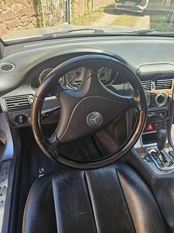 Gebraucht Mercedes SLK320 217 PS (159 kW) 2000 Silber Cabrio