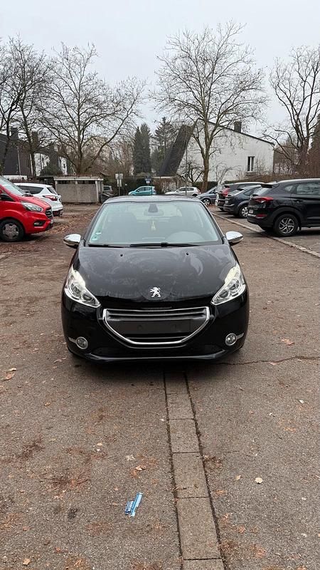 Schwarz Gebraucht 2013 Peugeot 208 Kleinwagen | 3.200 € (Superpreis) - Bild 1/4
