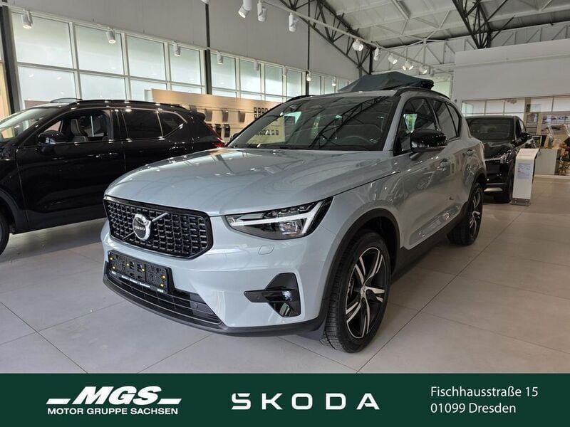 Vapour grey / metallic Gebraucht 2024 Volvo XC40 Plus SUV | 36.970 € (Fairer Preis) - Bild 1/4