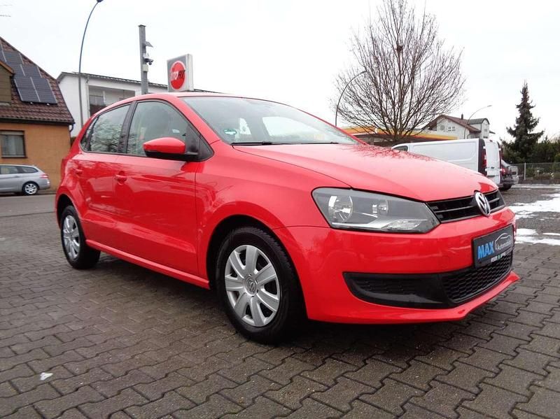Rot Gebraucht 2012 VW Polo Trendline Limousine | 6.300 € (Fairer Preis) - Bild 1/4