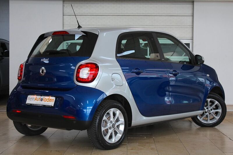 Gebraucht Smart ForFour Passion 90 PS (66 kW) 2016 Blau Kleinwagen