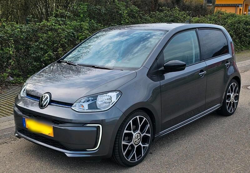 Grau Gebraucht 2022 VW e-up! Style Kleinwagen | 17.500 € - Bild 1/4