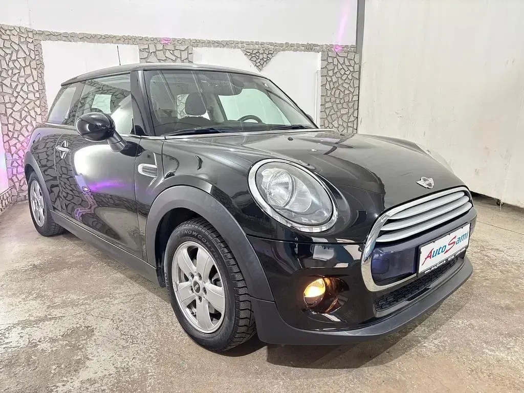 Käytetty Mini ONE 102 HP (75 kW) 2017 Musta Viistoperä