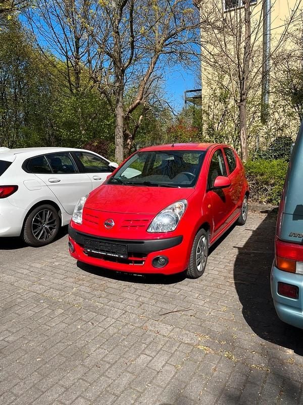 Rot Gebraucht 2009 Nissan Pixo Kleinwagen | 1.700 € (Fairer Preis) - Bild 1/4