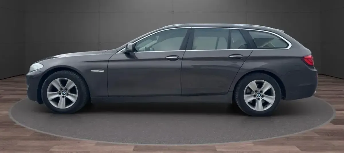 Usata BMW 520 184 CV (135 kW) 2012 Grigio Station wagon