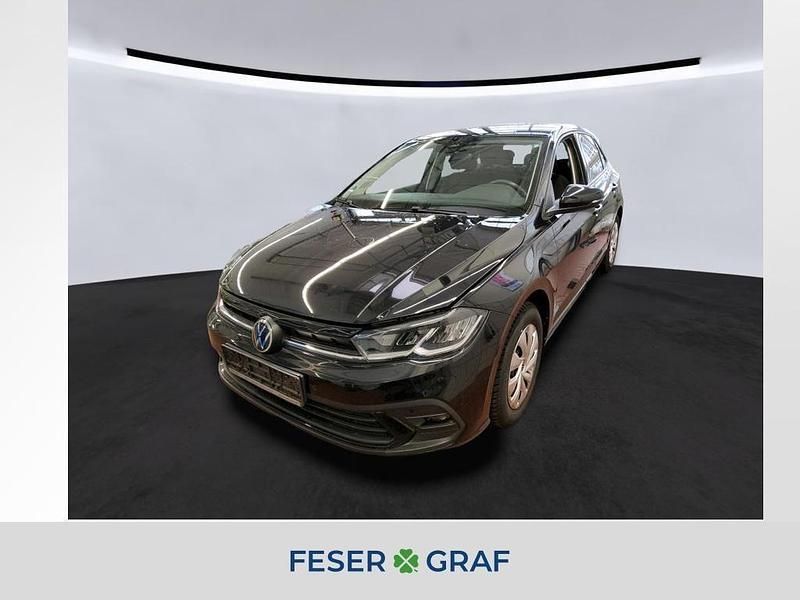 Deep black perleffekt Gebraucht 2022 VW Polo Life Kleinwagen | 14.490 € (Fairer Preis) - Bild 1/4
