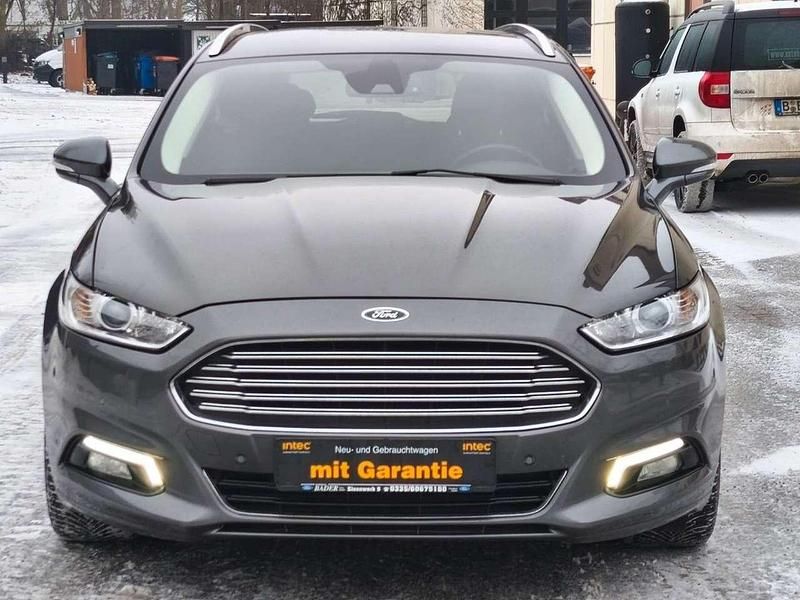 Gebraucht Ford Mondeo Titanium 160 PS (117 kW) 2018 Grau Kombi