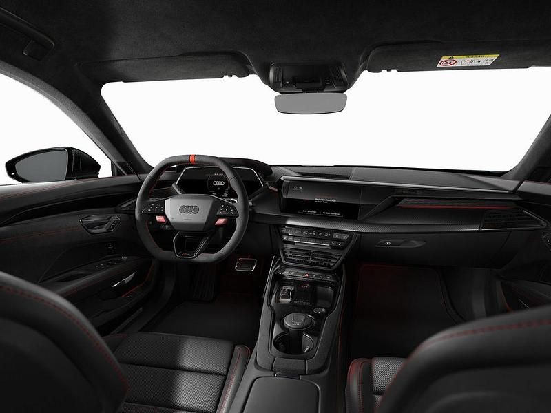 Gebraucht Audi e-tron GT quattro Ambiente 570 kW (775 PS) 2024 Grau Limousine