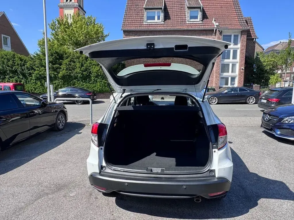 Usata Honda HR-V Elegance 131 CV (96 kW) 2019 Bianco SUV
