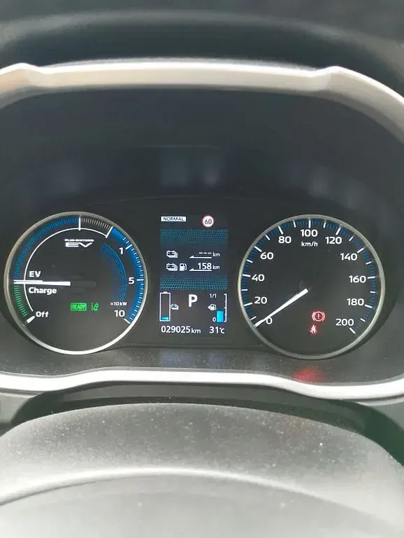 Gebraucht Mitsubishi Eclipse Cross Plus 188 PS (138 kW) 2022 Silber SUV