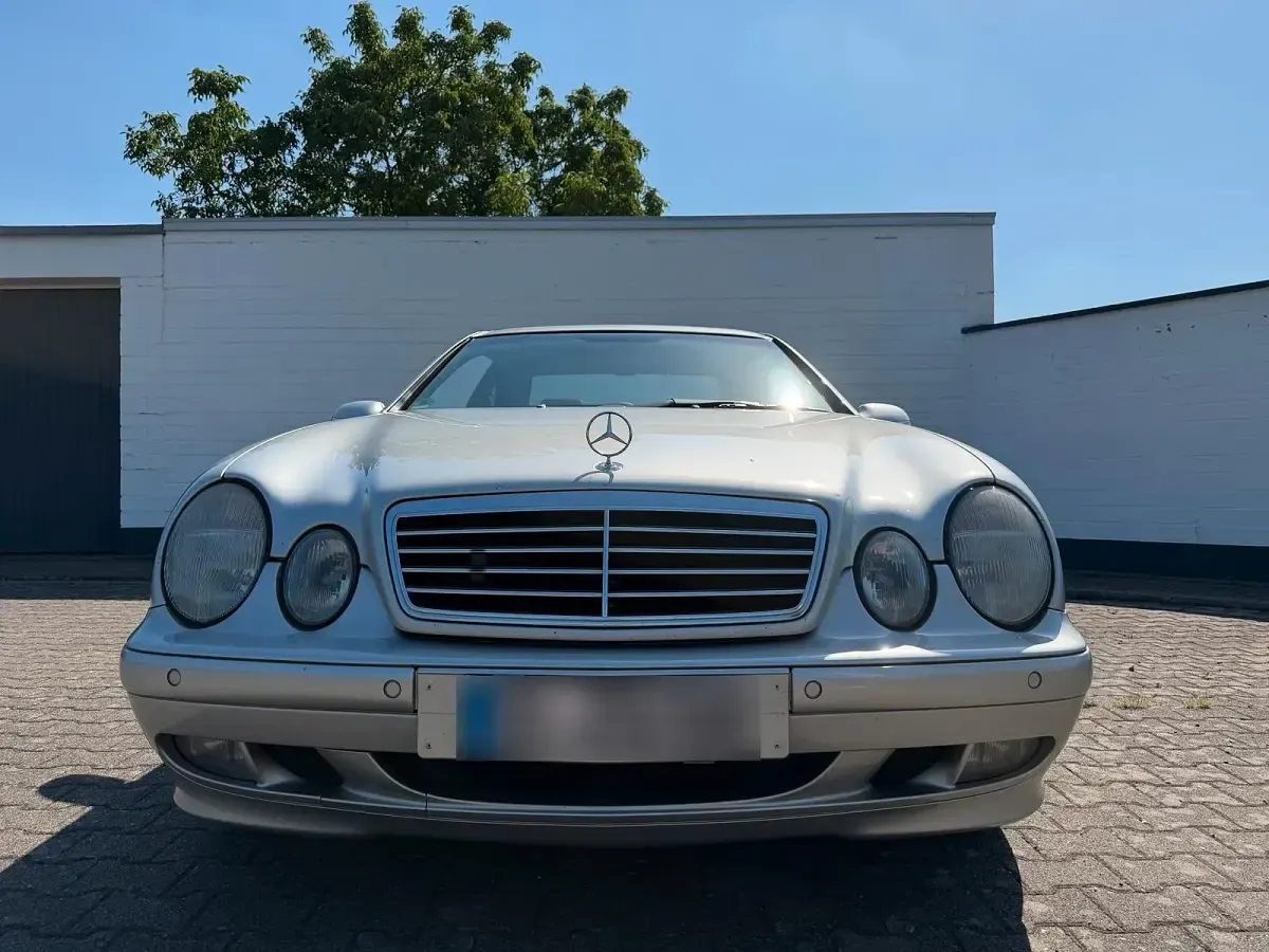 Gebraucht Mercedes CLK230 AMG 193 PS (141 kW) 1999 Silber Coupé