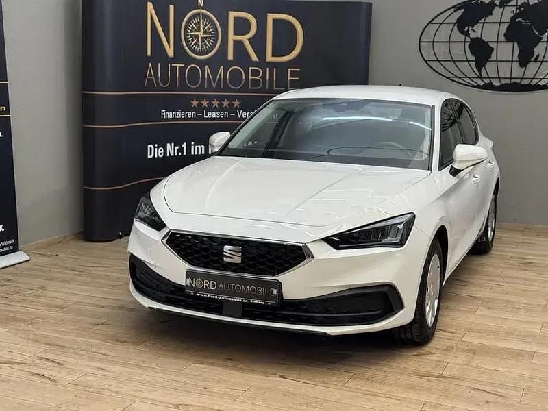 Occasion Seat Leon Reference 116 ch (85 kW) 2022 Blanc Citadine