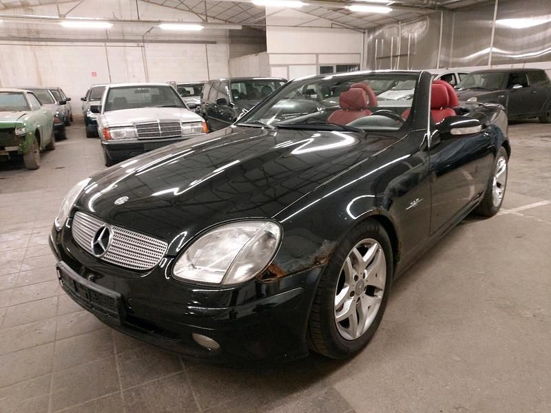 Schwarz Gebraucht 2004 Mercedes SLK230 Edition Cabrio | 4.799 € - Bild 1/4