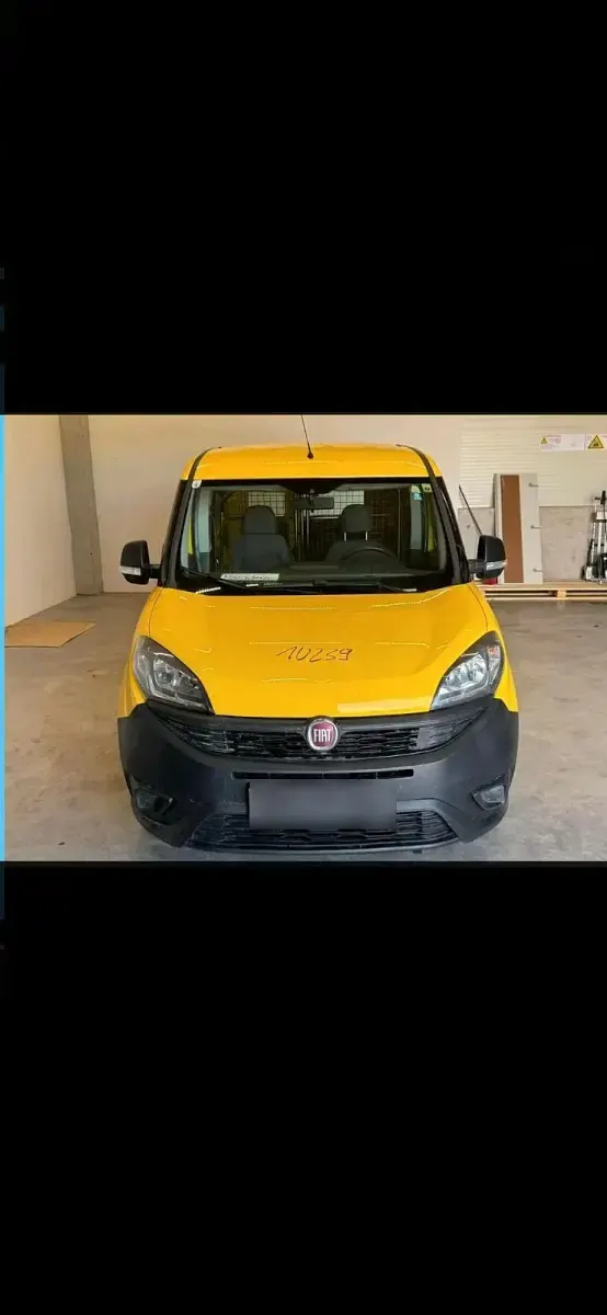 Gebraucht Fiat Doblò 90 PS (66 kW) 2015 Gelb Van / Kleinbus