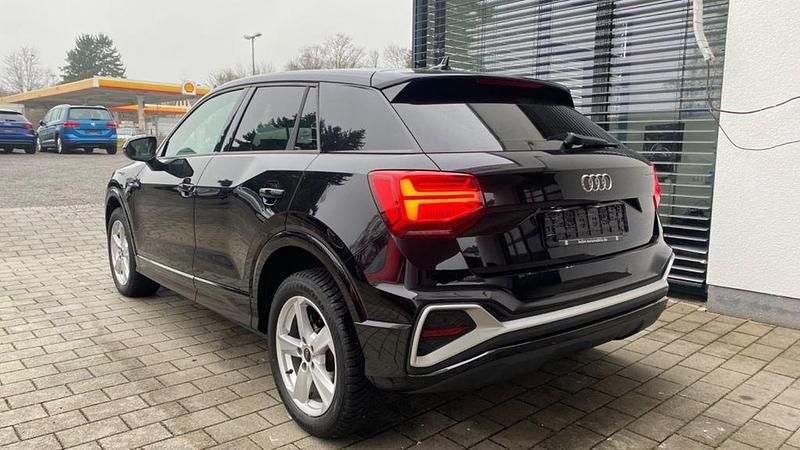 Gebraucht Audi Q2 S-Line 150 PS (110 kW) 2024 Schwarz SUV