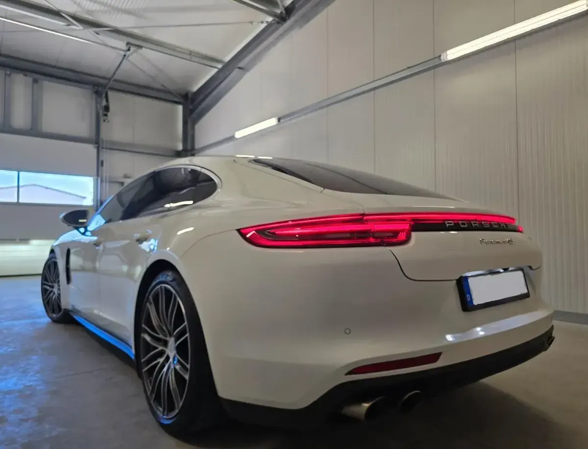 Second-hand Porsche Panamera 441 CP (324 kW) 2017 Alb Berlinǎ