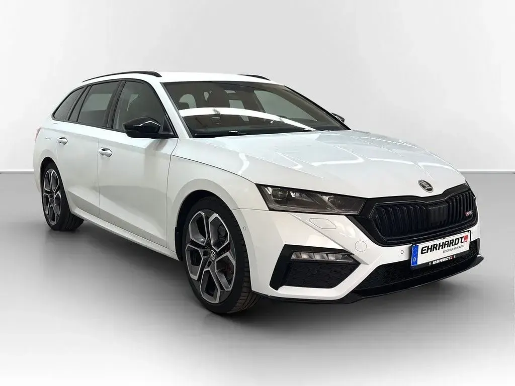 Gebraucht Skoda Octavia RS 200 PS (147 kW) 2022 Moonweiss metallic Kombi