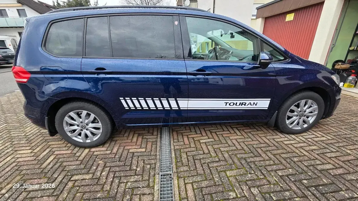 Gebraucht VW Touran 110 PS (80 kW) 2015 Blau Van / Kleinbus