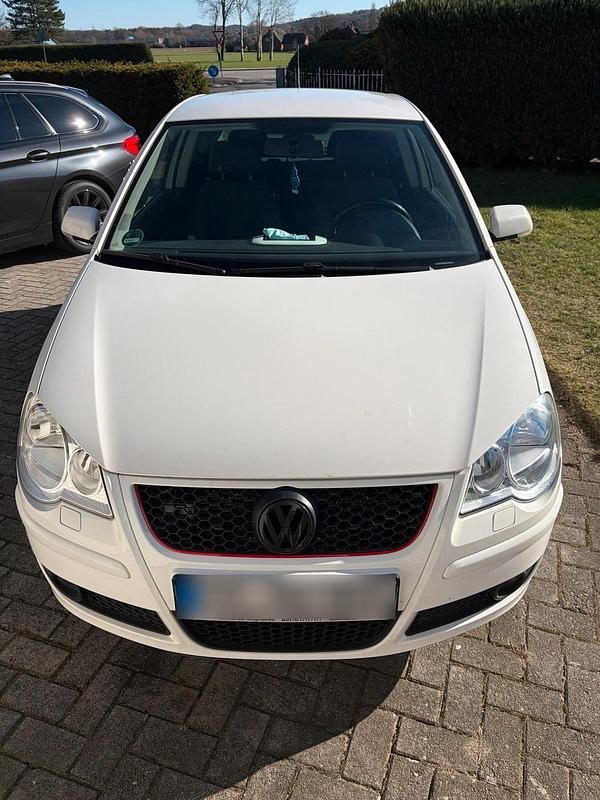 Gebraucht VW Polo 60 PS (44 kW) 2009 Weiß Kleinwagen