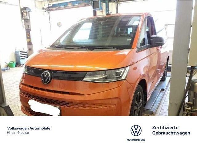 Second-hand VW Multivan Basis 150 CP (110 kW) 2023 Portocaliu Monovolum
