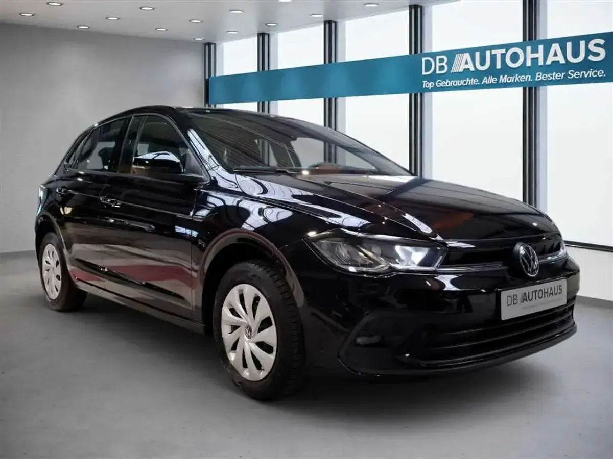 Gebraucht VW Polo Life 95 PS (69 kW) 2024 Schwarz Kleinwagen