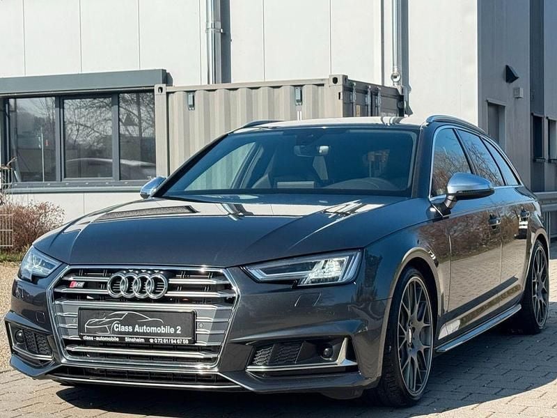 Gebraucht Audi S4 Sport 354 PS (260 kW) 2018 Grau Kombi