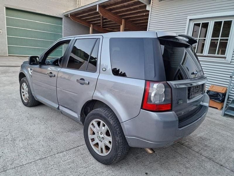 Gebraucht Land Rover Freelander 2 S 150 PS (110 kW) 2012 Grau SUV