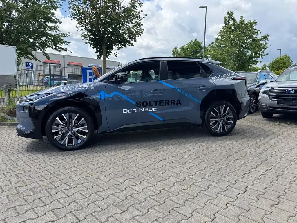 Neu Subaru Solterra 252 kW (343 PS) 2026 Grau SUV