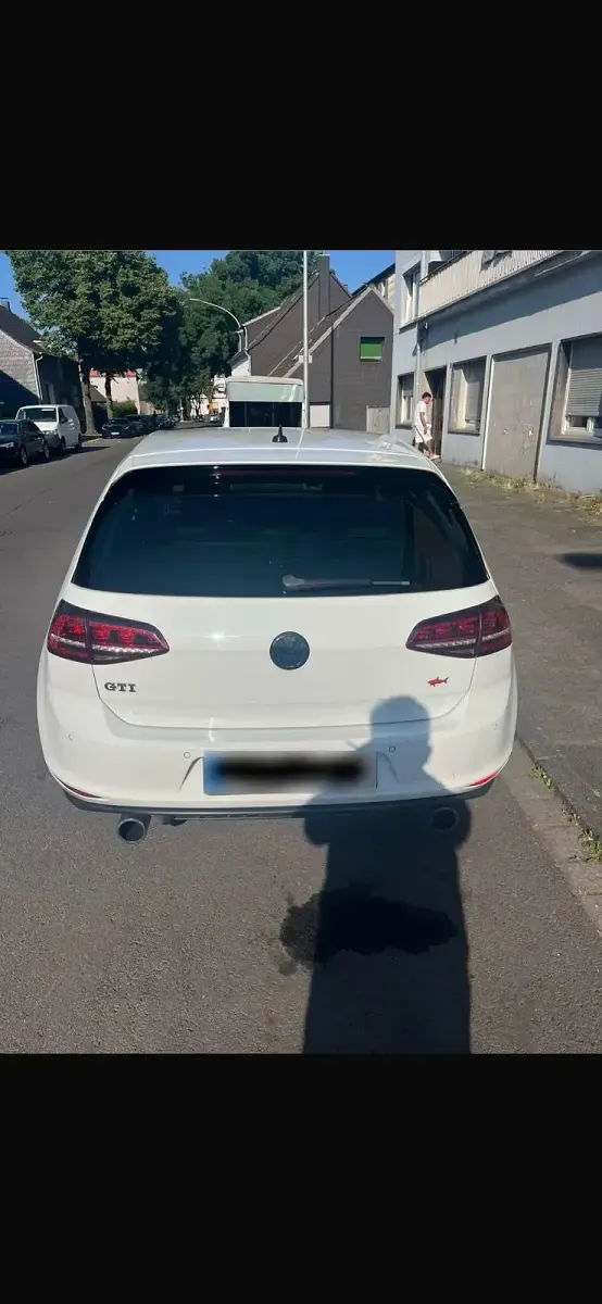 Gebraucht VW Golf VII GTI 220 PS (161 kW) 2015 Weiß Limousine
