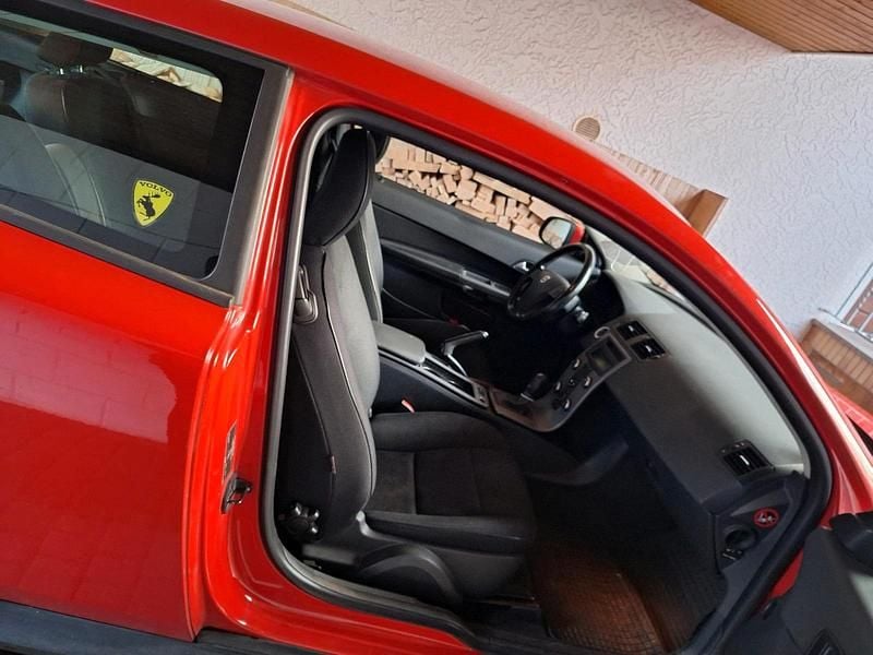 Gebraucht Volvo C30 109 PS (80 kW) 2010 Rot Kleinwagen