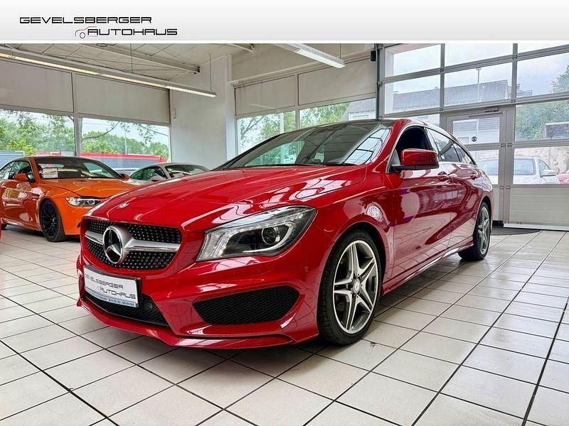 Rot Gebraucht 2015 Mercedes CLA180 Shooting Brake AMG line Kombi | 19.980 € (Teuer) - Bild 1/4