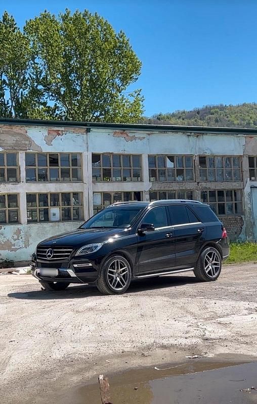 Gebraucht Mercedes ML350 258 PS (189 kW) 2014 Schwarz SUV