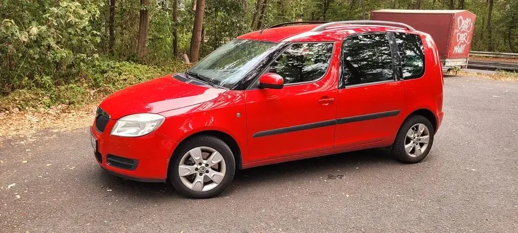 Gebraucht Skoda Roomster 105 PS (77 kW) 2009 Rot Van / Kleinbus