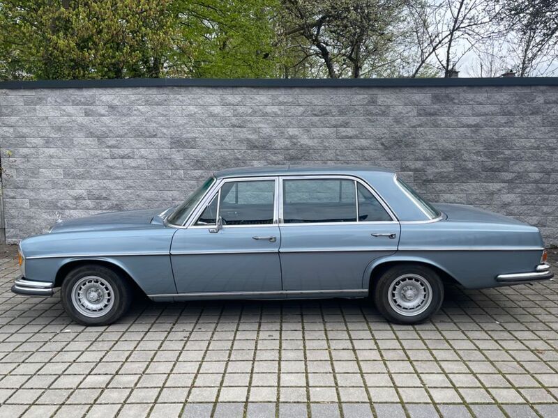 Gebraucht Mercedes 300 200 PS (147 kW) 1972 Blau Limousine