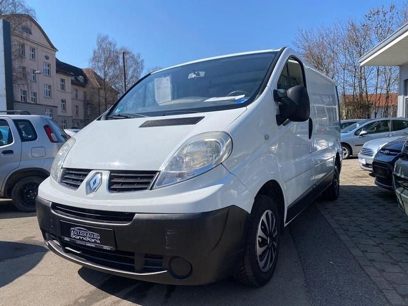 Gebraucht Renault Trafic 90 PS (66 kW) 2010 Weiß Van / Kleinbus