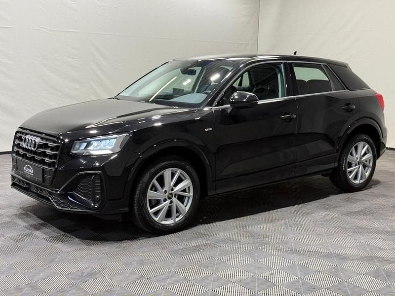 Gebraucht Audi Q2 S-Line 150 PS (110 kW) 2024 Mythosschwarz metallic SUV