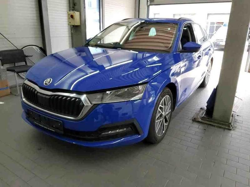 Blau Gebraucht 2022 Skoda Octavia Tour Kombi | 22.490 € (Fairer Preis) - Bild 1/1